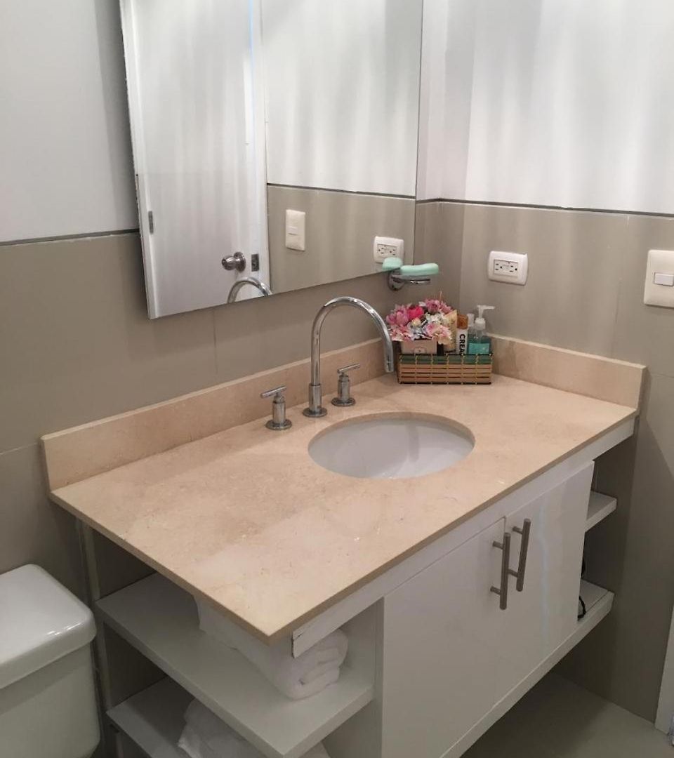 Confort Frente A La Playa En Cartagena! Apartamento