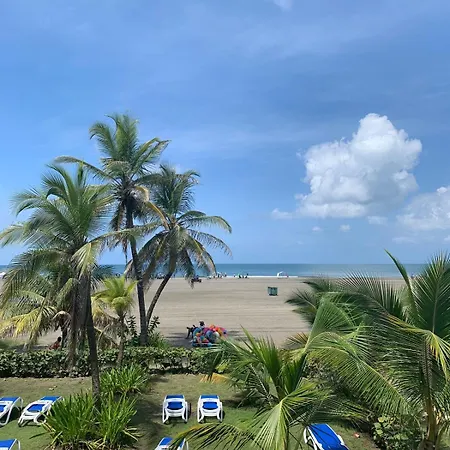 Confort Frente A La Playa En Cartagena!