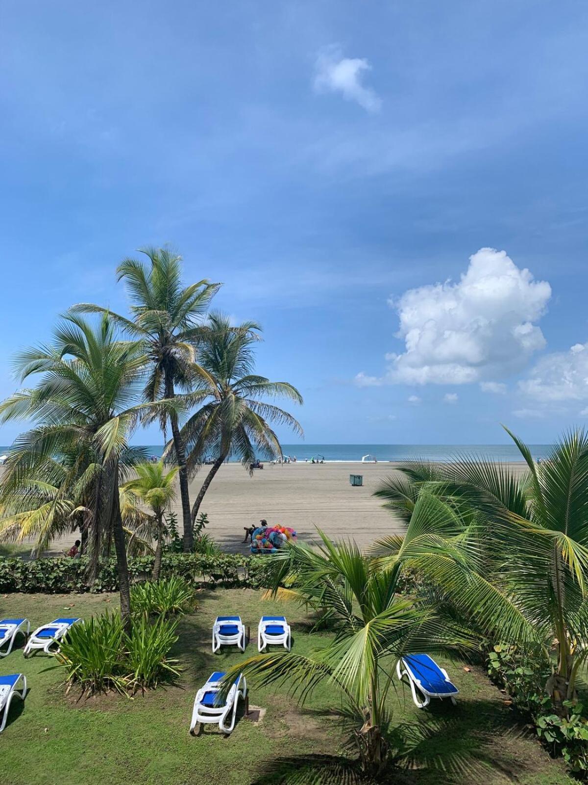 Confort Frente A La Playa En Cartagena!