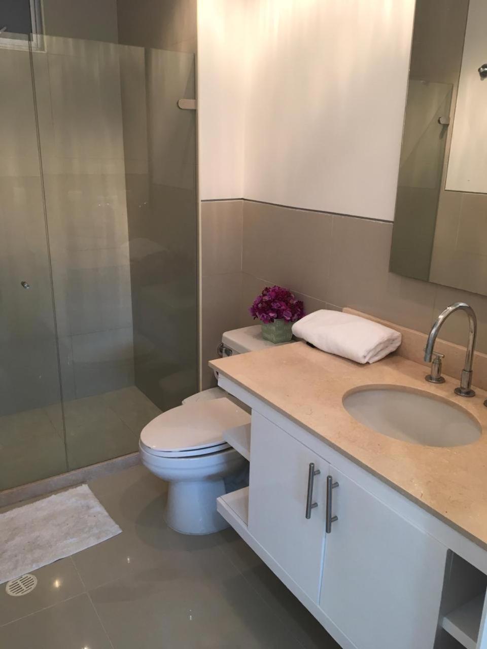 Confort Frente A La Playa En Cartagena! Apartamento